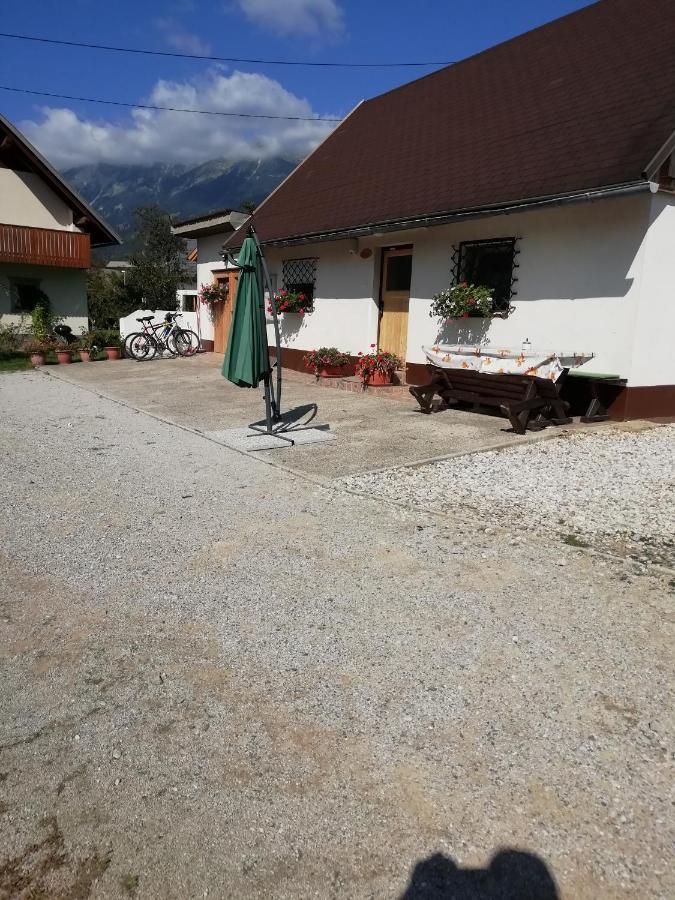 Apartma Pr' Vok Lesce  Exterior photo